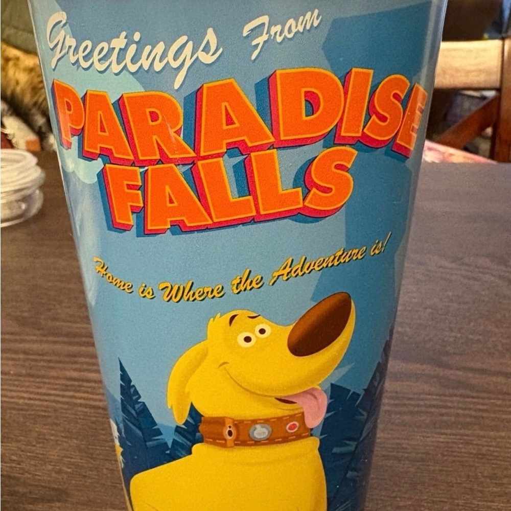 Up! Tumbler with 3D effect